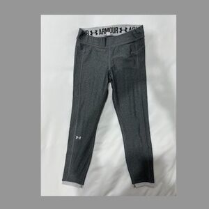 Under Armour Women's HeatGear Crop Medium